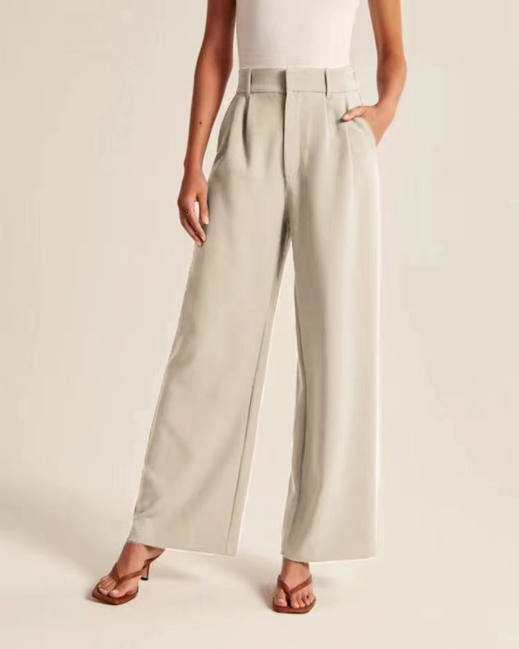 Pleated Wide-Leg Pants