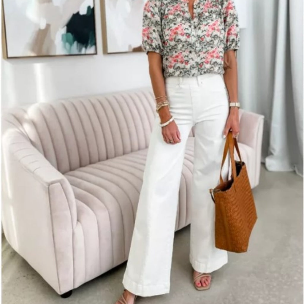 White High-Waist Flare Jeans