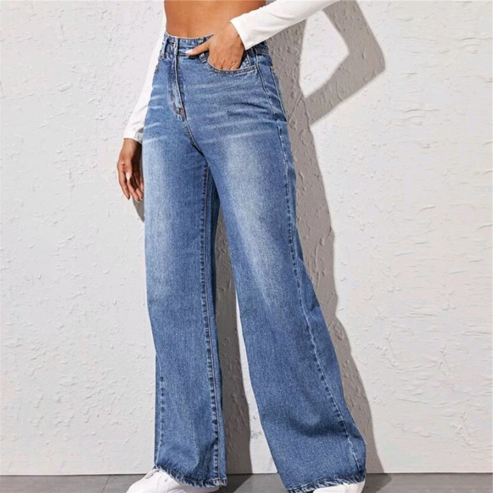 High-Waisted Baggy Jeans