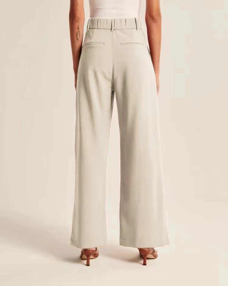 Pleated Wide-Leg Pants