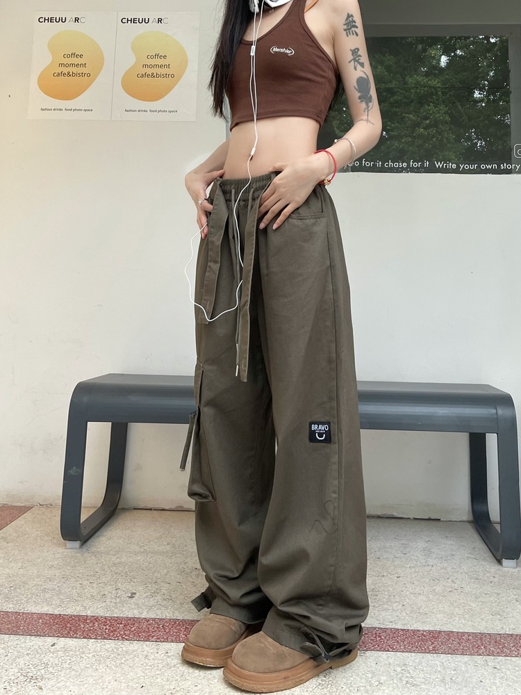 Relaxed Multi-Pocket Cargo Pants