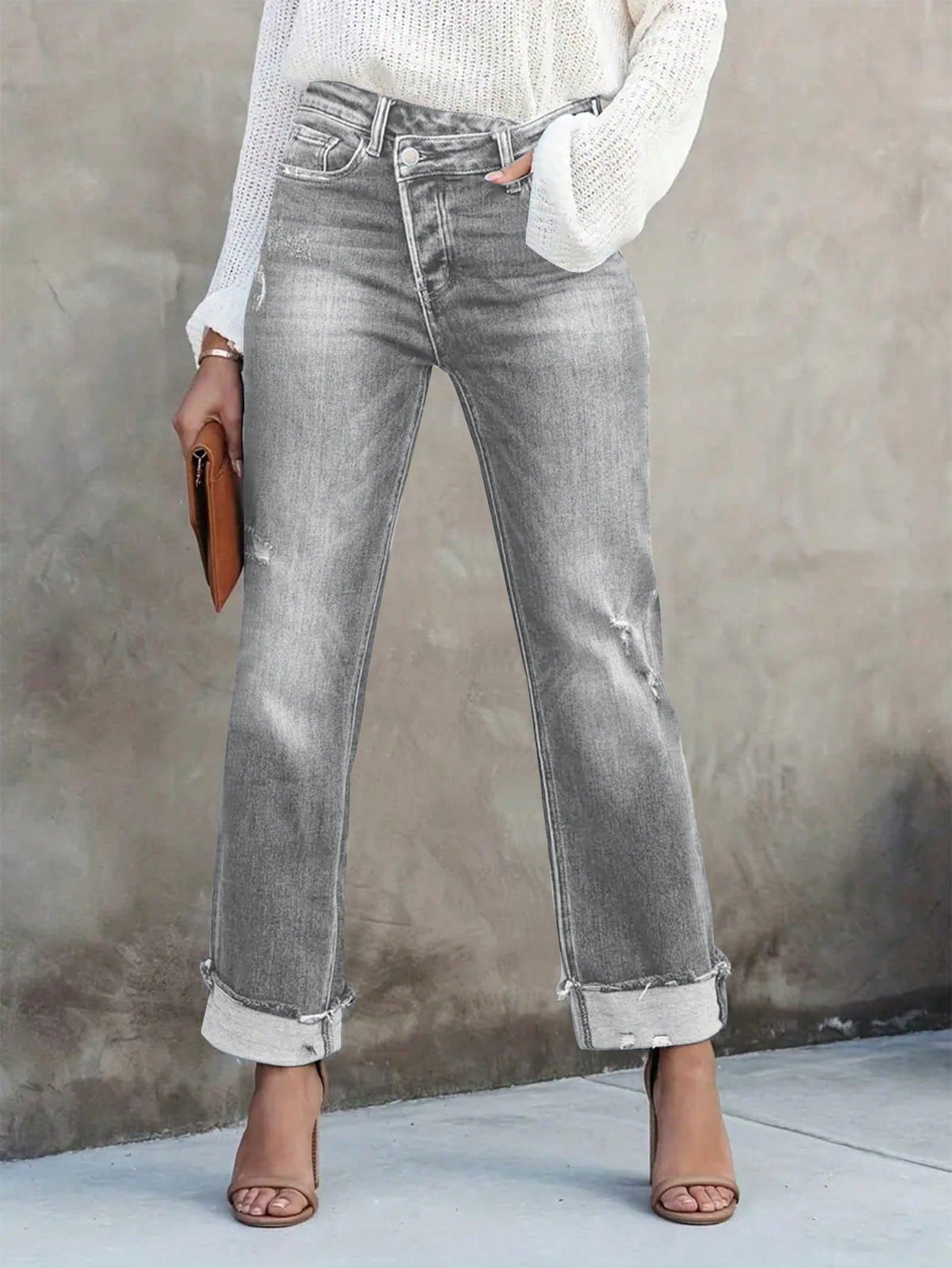 Relaxed Cuffed Jeans