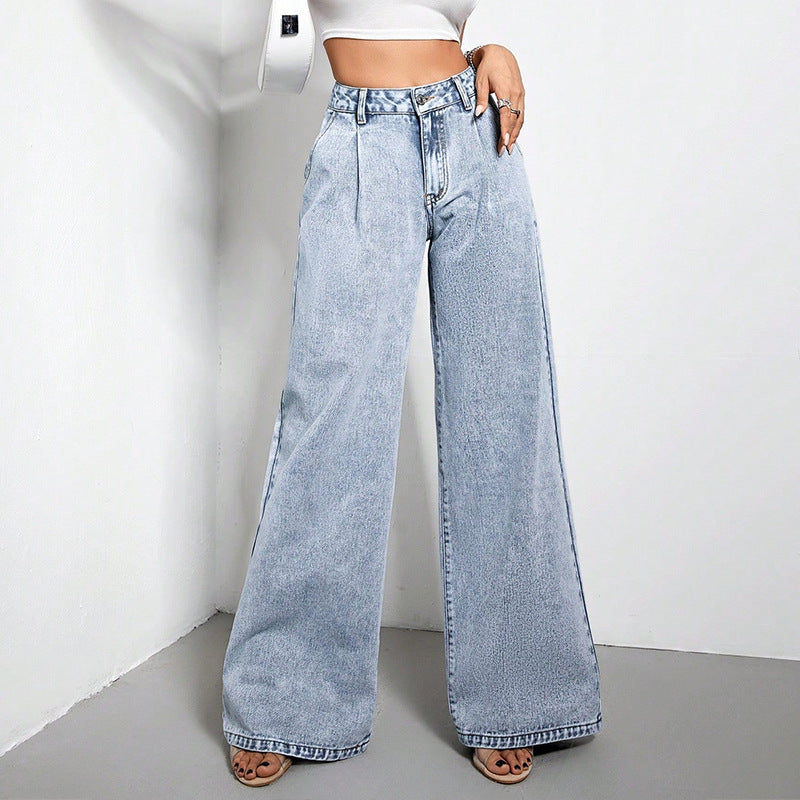 Relaxed Wide-Leg Jeans