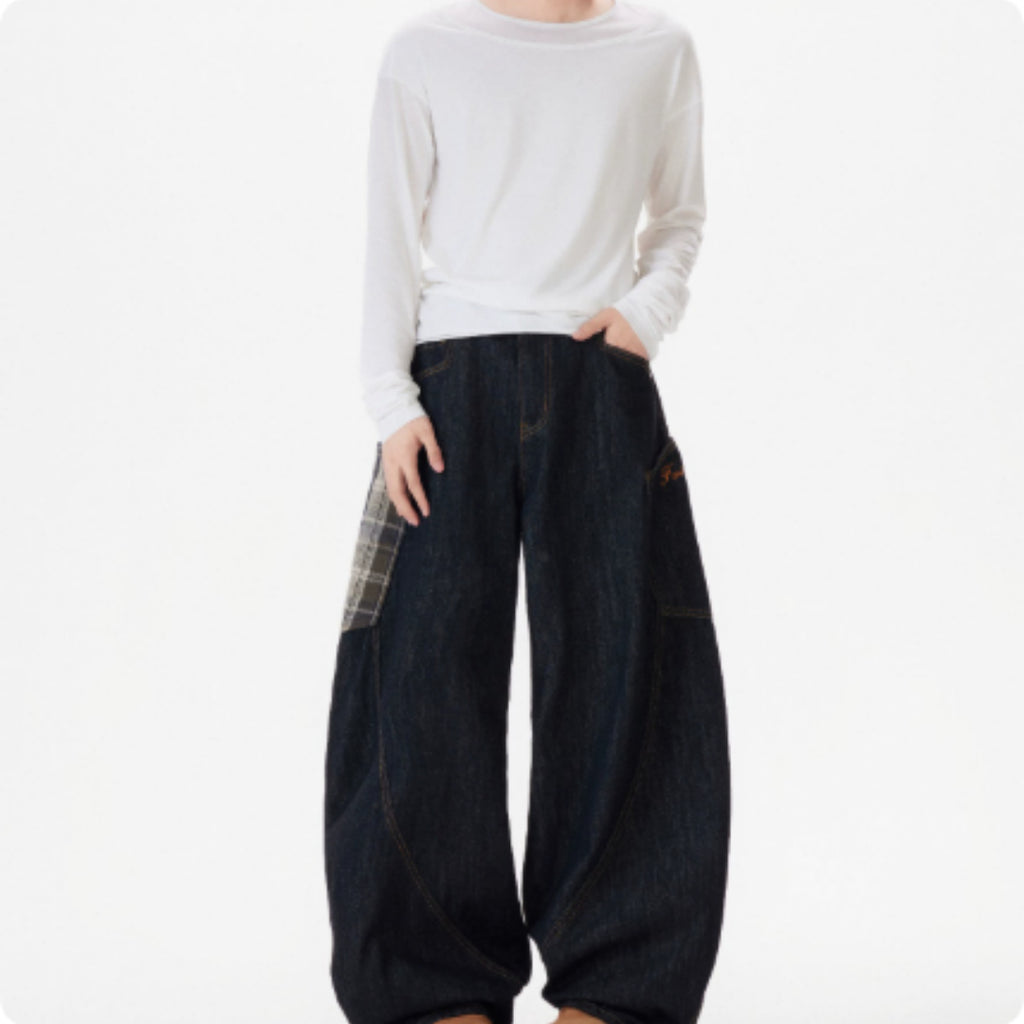 Relaxed Straight-Leg Jeans
