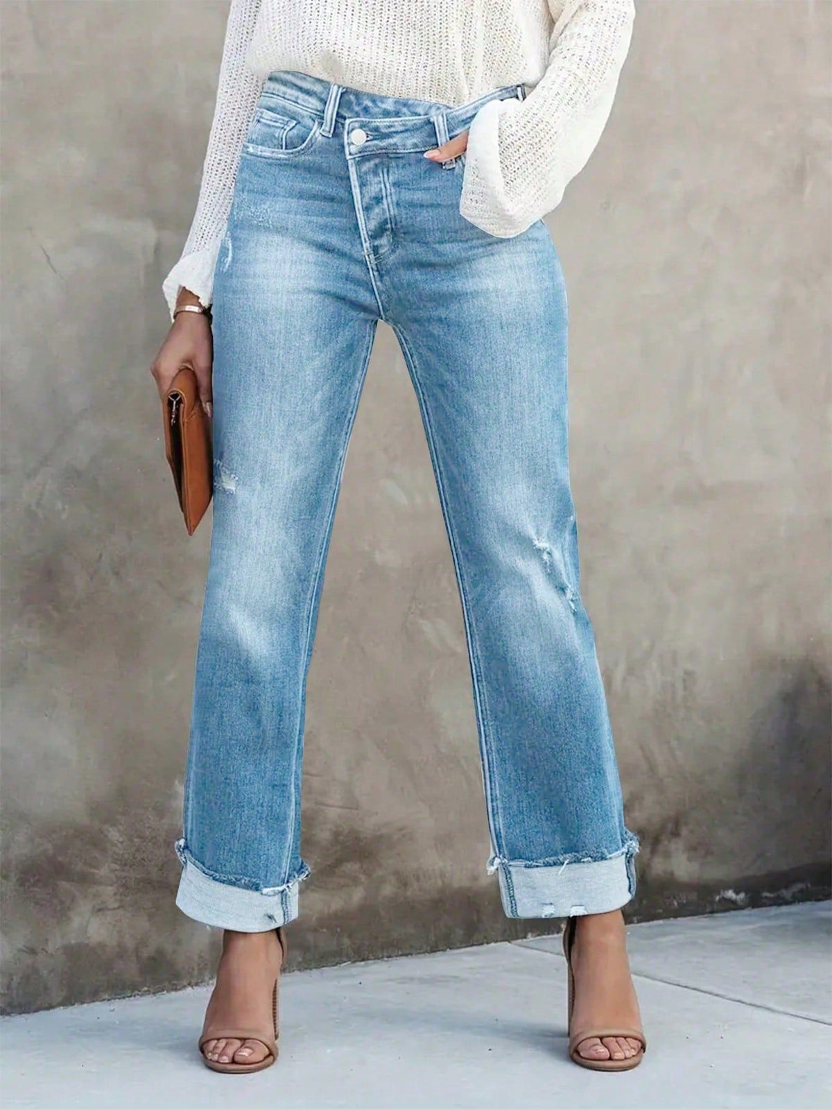 Relaxed Cuffed Jeans