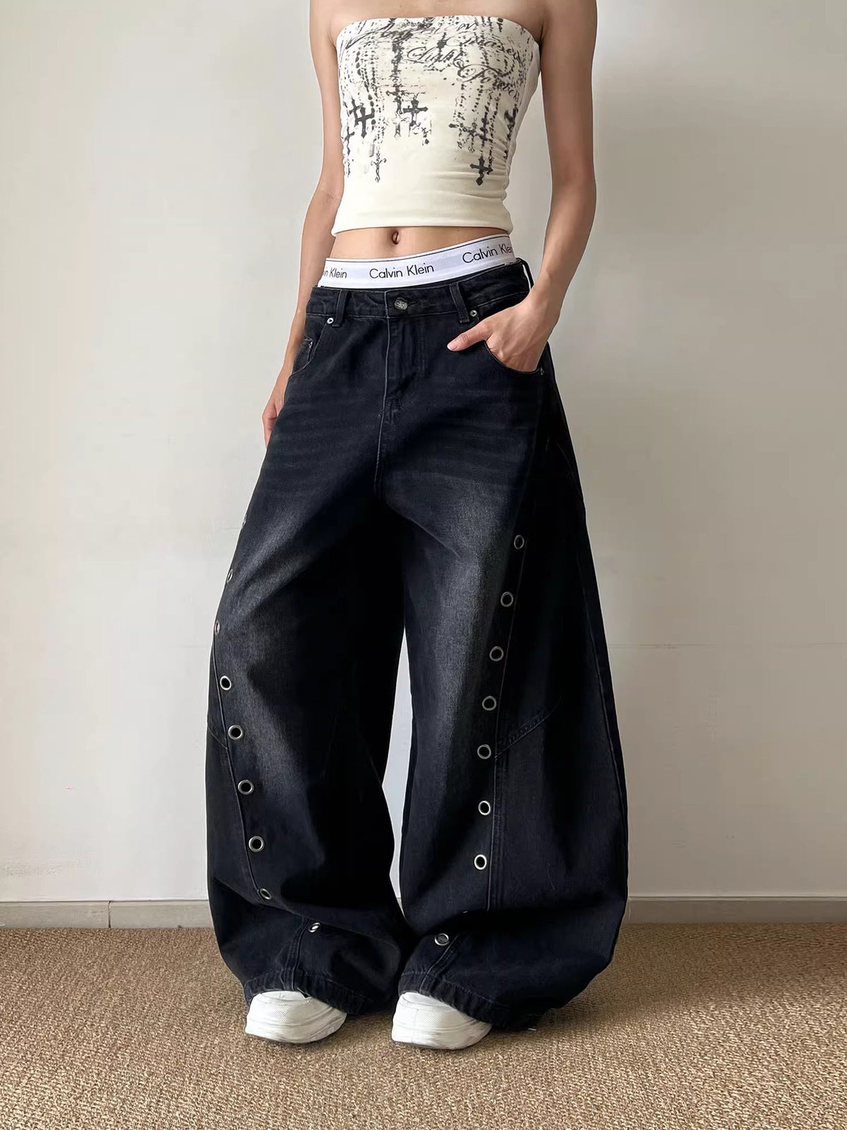 Eyelet Curved-Leg Jeans