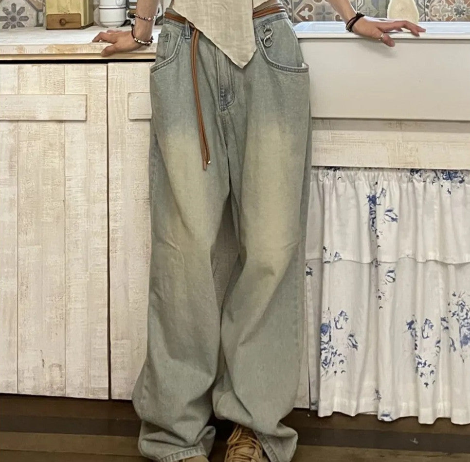 Floor-Length Baggy Jeans