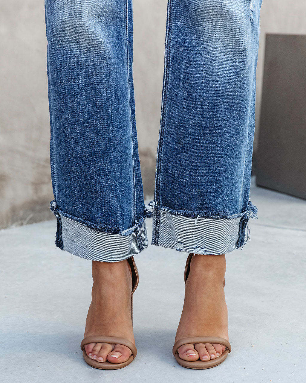 Relaxed Cuffed Jeans