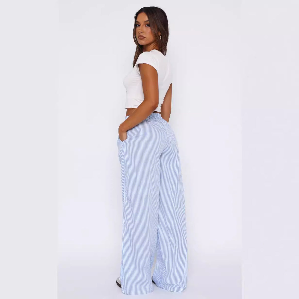Relaxed Wide-Leg Pants