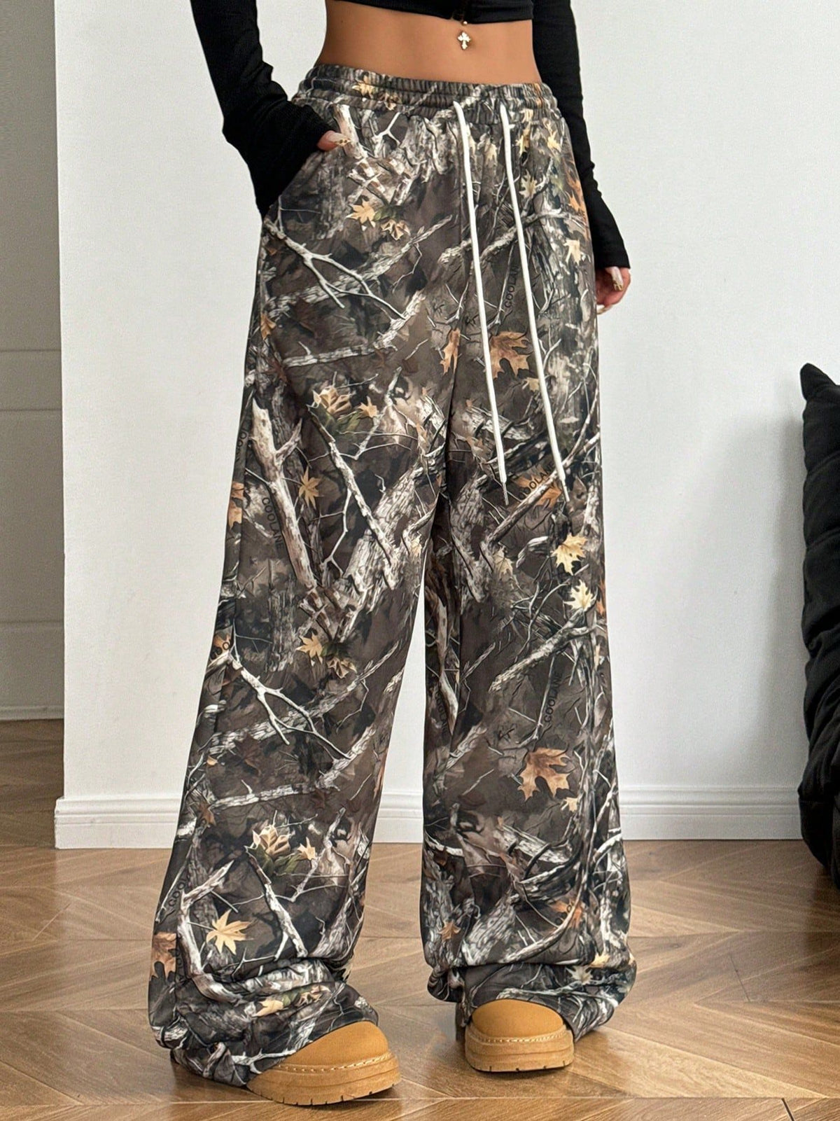 Printed Wide-Leg Pants