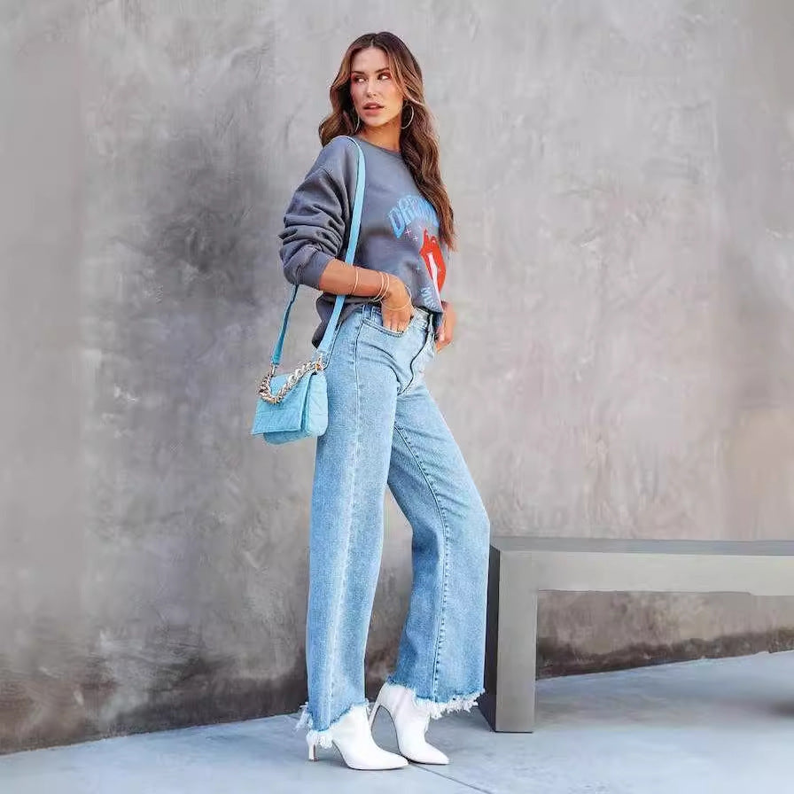 Frayed-Hem Wide-Leg Jeans