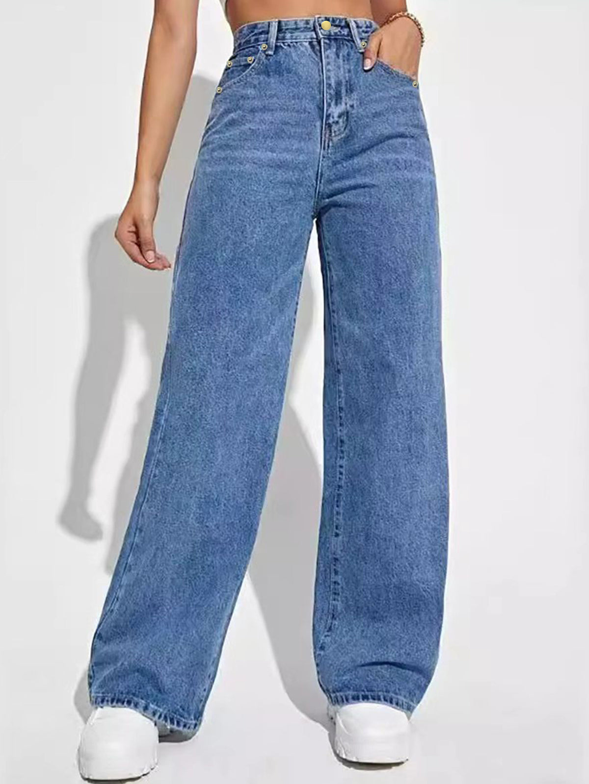 Classic Wide-Leg Jeans