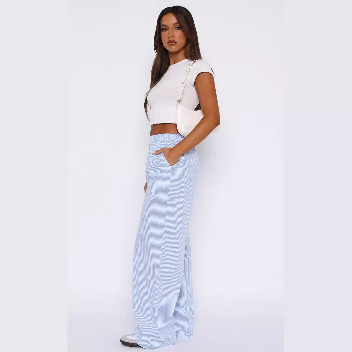 Relaxed Wide-Leg Pants